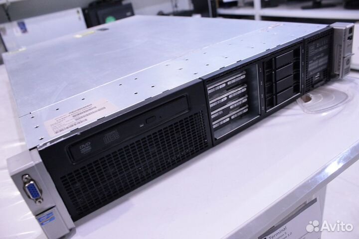 Сервер HP 380PGen8 Xeon E5-2690/32Gb/2.4Tb/raid2Gb