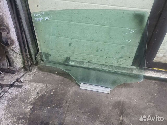 Опель астра н седан стекло задней двери левое