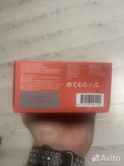 Электрическая зубная щетка philips one