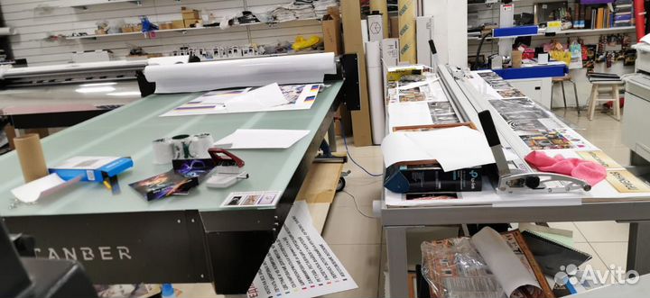 Планшетный рулонный ламинатор с резаком