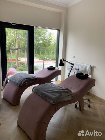 Кушетка для наращивания ресниц