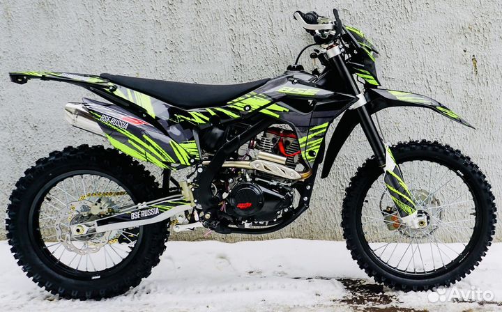 Мотоцикл BSE Z5 Neon Black