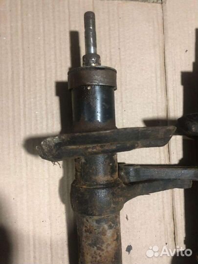 Стойки амортизатора в сборе на ваз 2114-2115