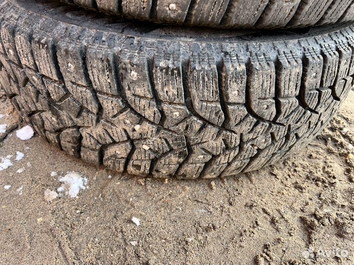 Bridgestone Blizzak Spike-02 175/65 R14 88T