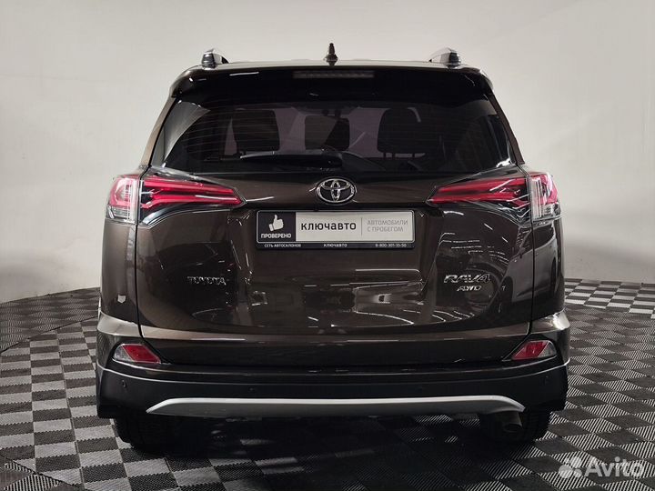 Toyota RAV4 2.2 AT, 2018, 185 000 км