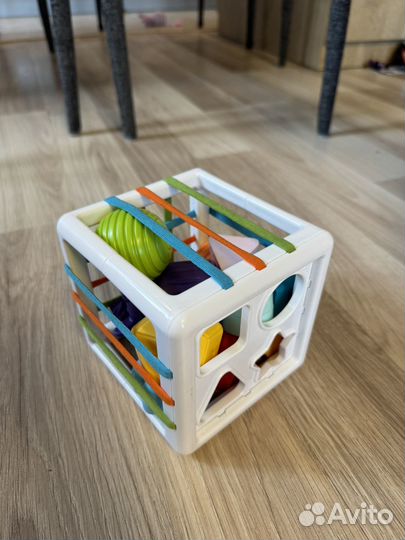 Детская развивающая игрушка сортер