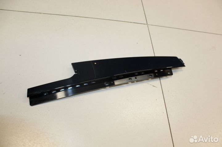 Накладка рамки двери задняя левая Land Rover Range