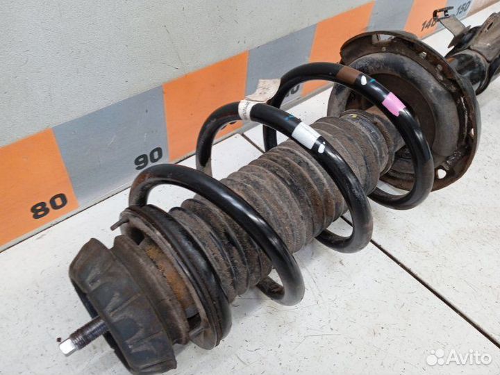 Амортизатор передний левый Hyundai Solaris 2 1.6