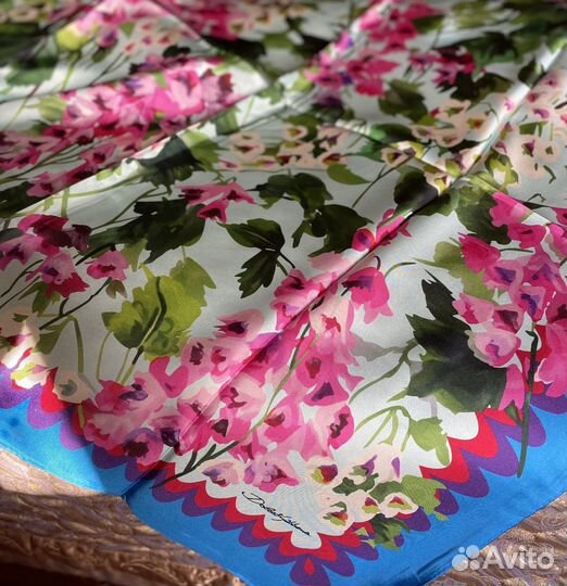 Платки итальянский шелк твил