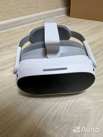 VR-шлем Pico 4