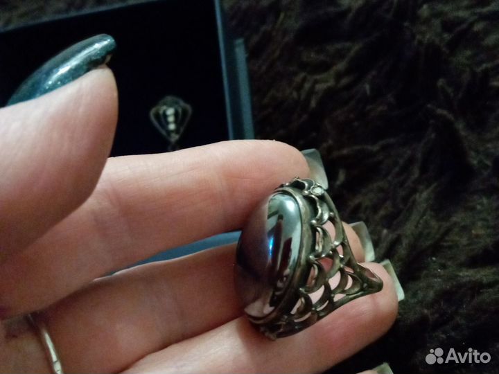 Кольцо и серьги