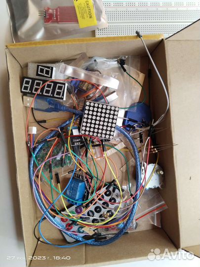 Стартовый набор Arduino starter Kit