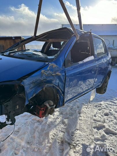 Toyota Vitz 1.3 AT, 2002, битый, 10000км