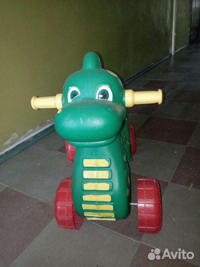 Игрушка бегемот