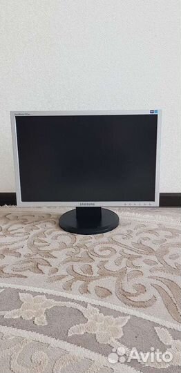 Монитор Samsung,процессор,клавиатура,колонки