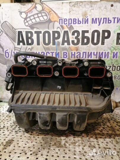 Коллектор впускной Volkswagen Jetta