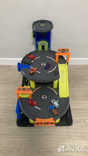 Большой гараж многоуровневая парковка ELC