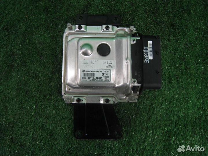 Блок управления двс KIA ceed (ED) 2011