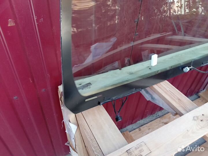 Стекло лобовое Лексус 570