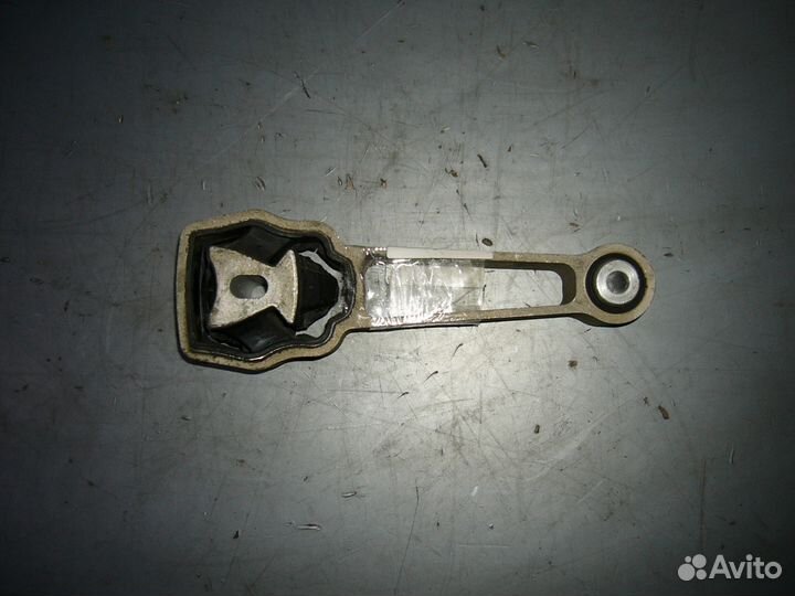 Опора двс верхняя Volvo XC60 XC70