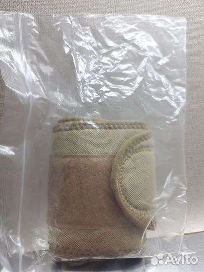 Бандаж на лучезапястный сустав