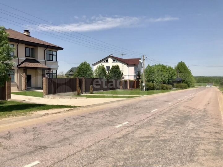 Дом 300 м² на участке 15 сот.