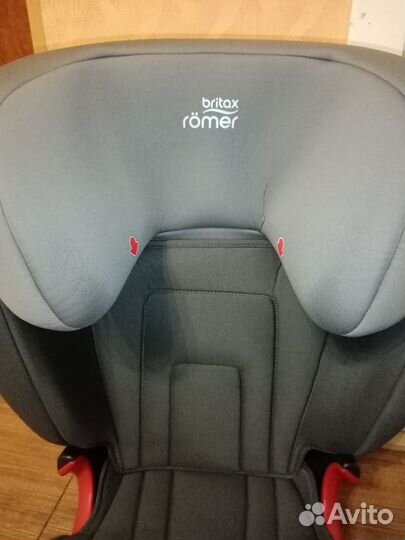 Romer britax kidfix 2 R 15-36 кг