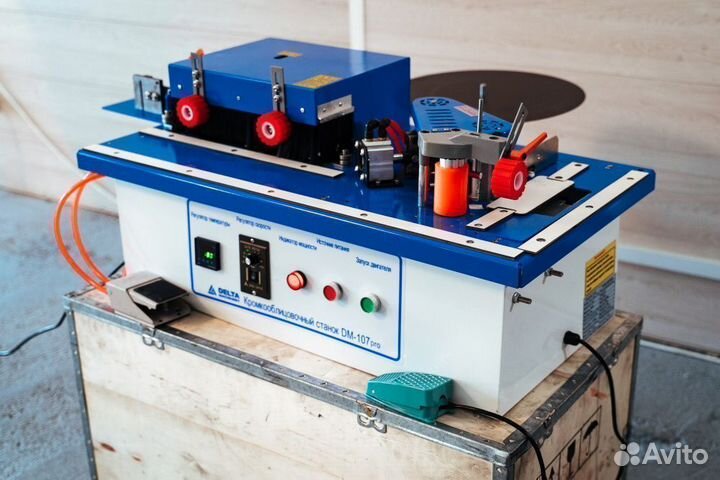 Кромкооблицовочный станок deltamachinery DM-107PRO