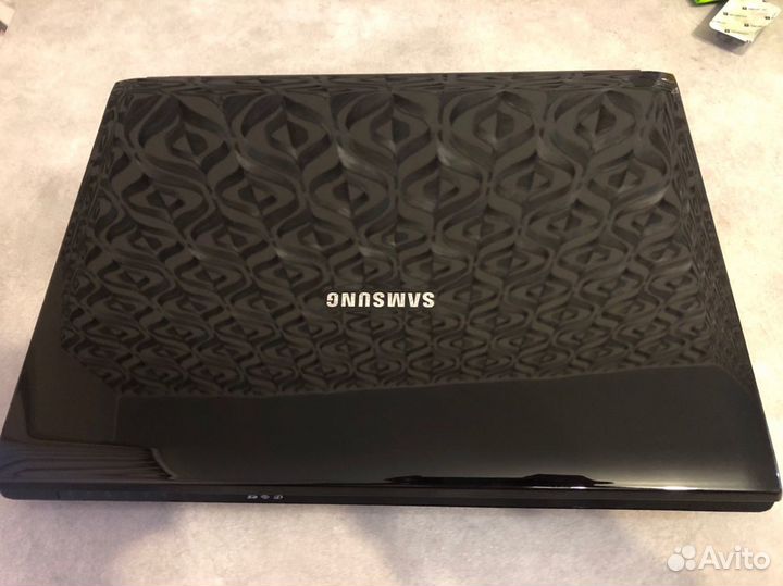 Ноутбук Samsung на запчасти