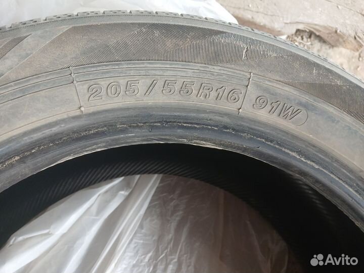 Yokohama BluEarth-A 16/55 R55