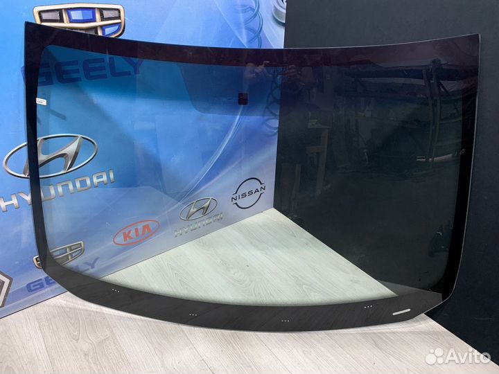 Стекло лобовое Renault logan stepway 2