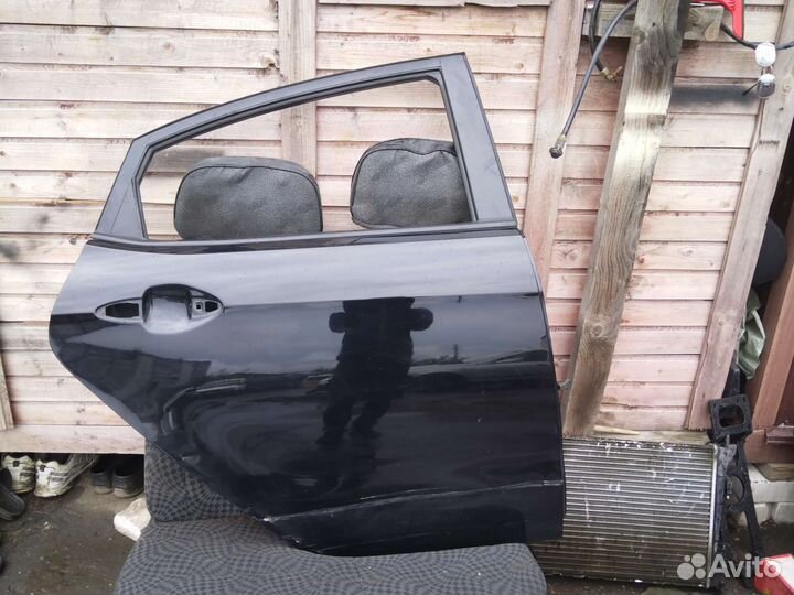 Дверь задний правый Kia Rio 3