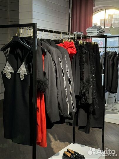 Шоурум женской одежды