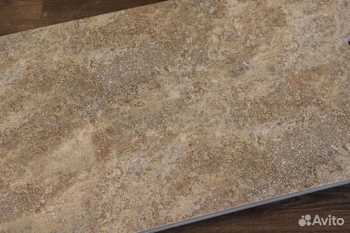 Кварцвиниловая плитка под мрамор