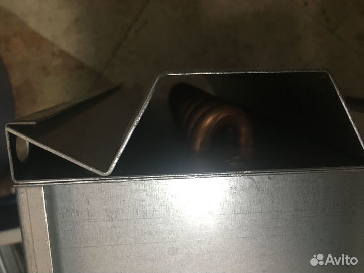 Водяной нагреватель канальный калорифер