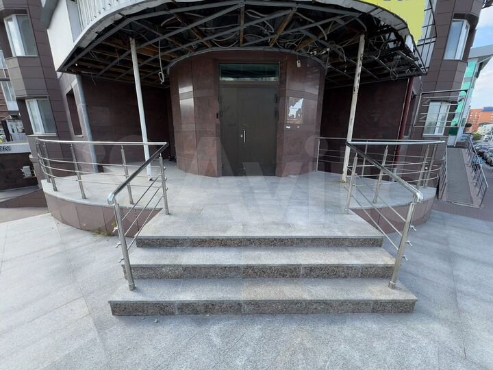 Помещение 1 и 2 этаж, 600 м2, центр города