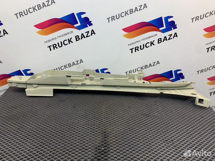 Корпус бокового плафона левый Volvo FH