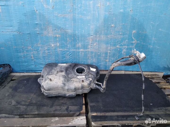 Топливный бак Audi A4 5 В9 2015