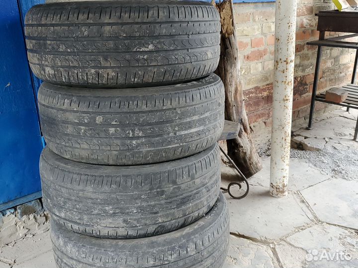 Pirelli Cinturato P7 235/55 R17