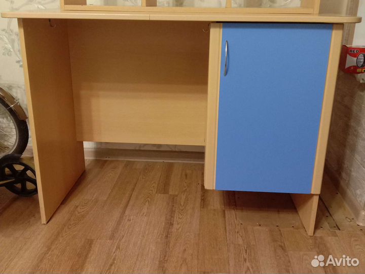 Стол для ученика