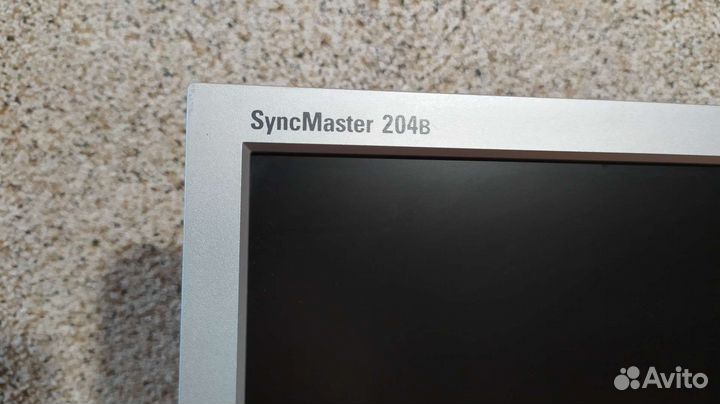Монитор Samsung SyncMaster 204в