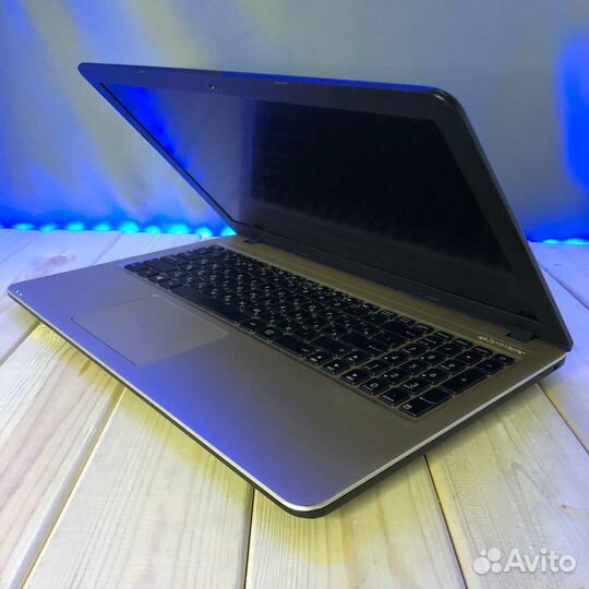 Ноутбук Asus X540Y