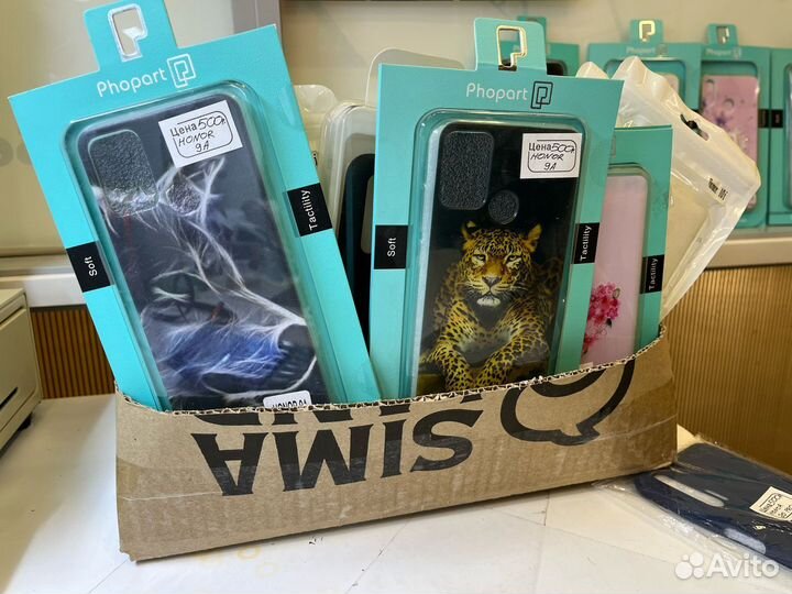 Чехлы на телефон