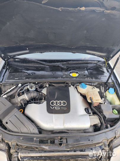 Audi A4 2.5 МТ, 2001, 267 099 км