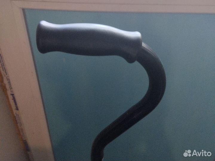 Трость четырёх опорный в идеальном состоянии