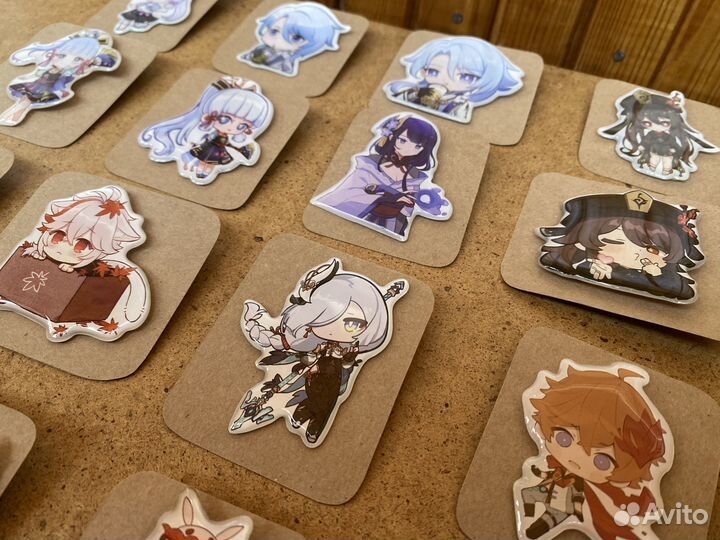 Аниме значки Геншин