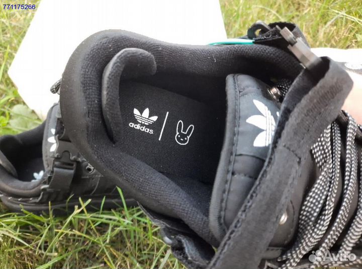 Кроссовки Adidas Bad Bunny