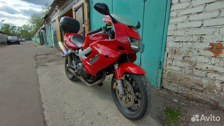 Honda vtr1000f