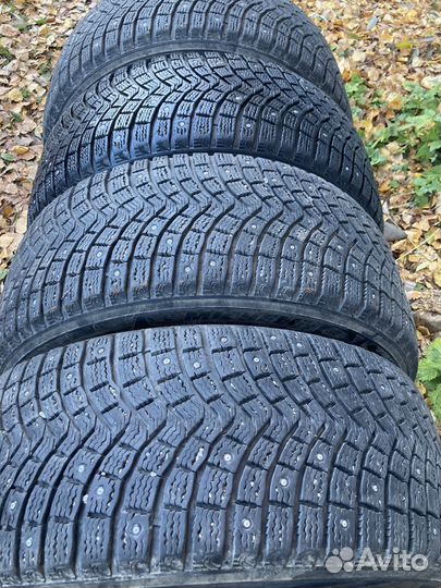 Michelin Latitude X-Ice North 2 265/45 R20 104T