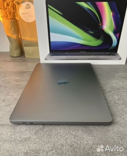 Macbook pro 13 m1 8gb 256gb